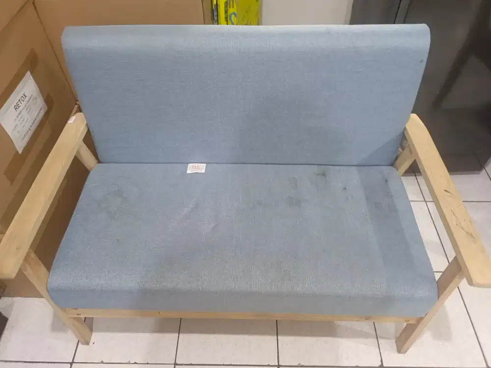 Dijual cepat ya sofa minimalis