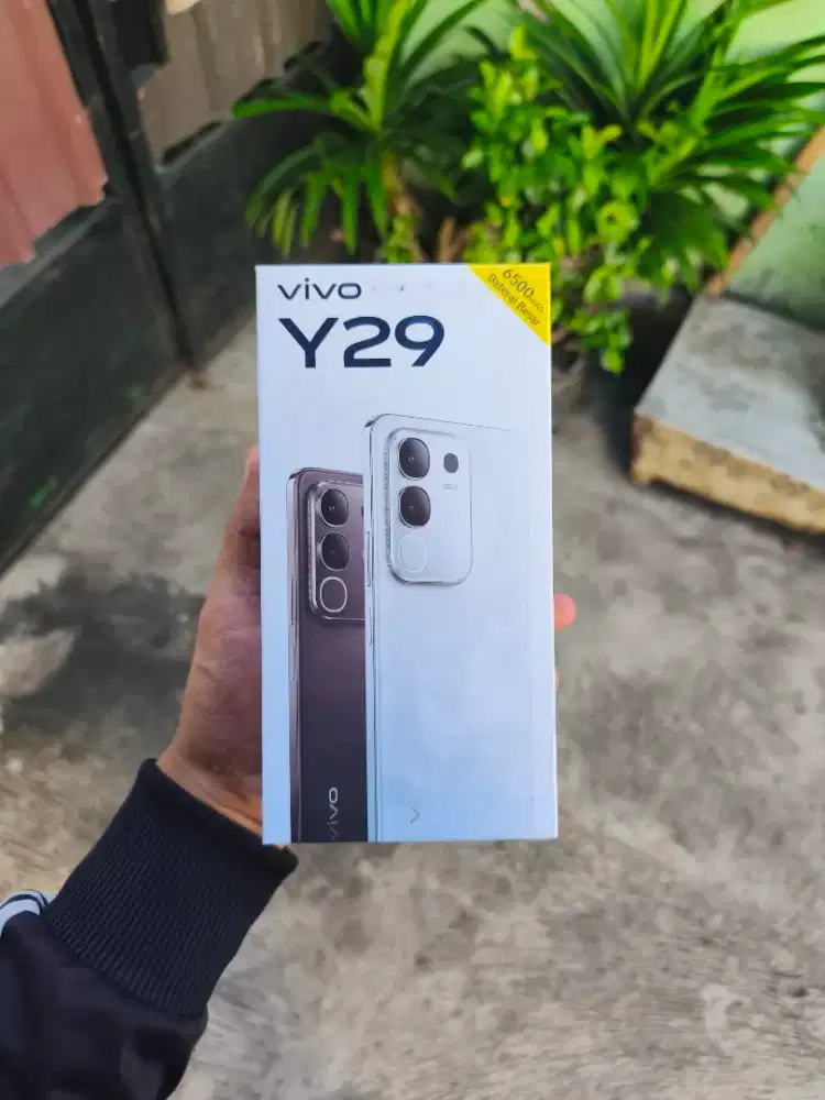 Vivo Y29 8/256 Baru