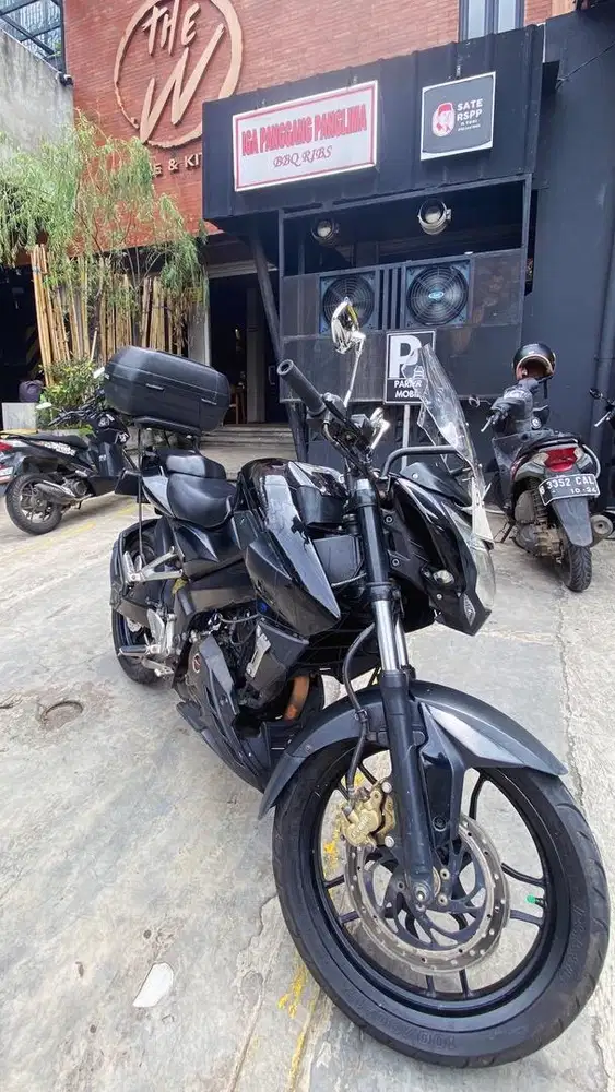 Kawasaki Bajaj Pulsar 200 NS - Siap Touring - Mulus Terawat