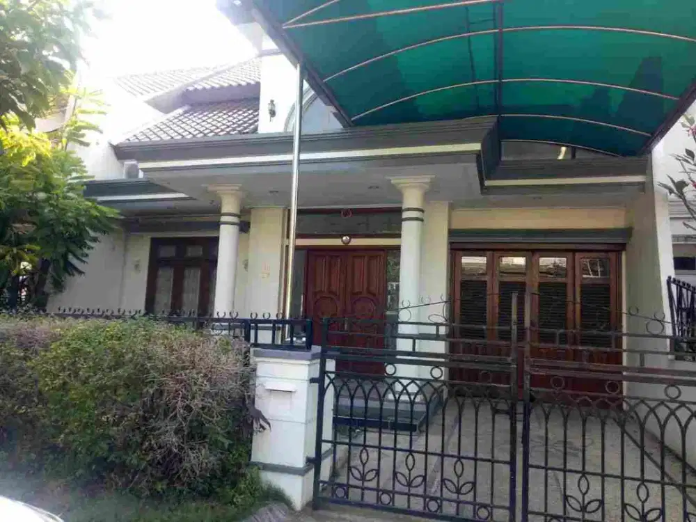Rumah Villa Bukit Mas Mediterania
