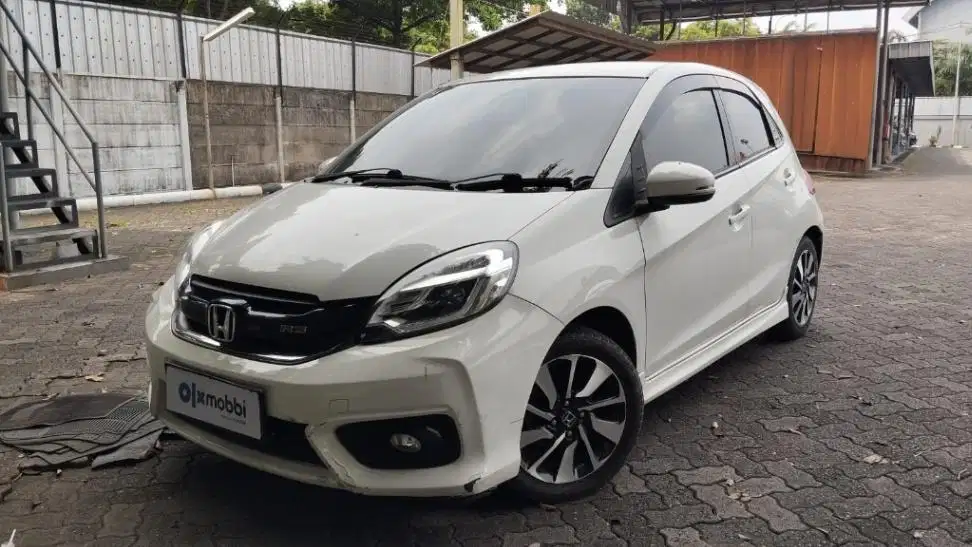 TERMURAH Honda Brio 1.2 E Bensin-MT 2019 KOB