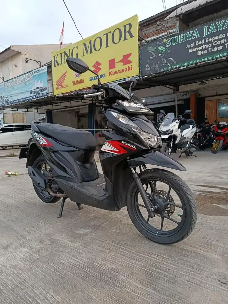 Honda Beat cbs iss pajak on