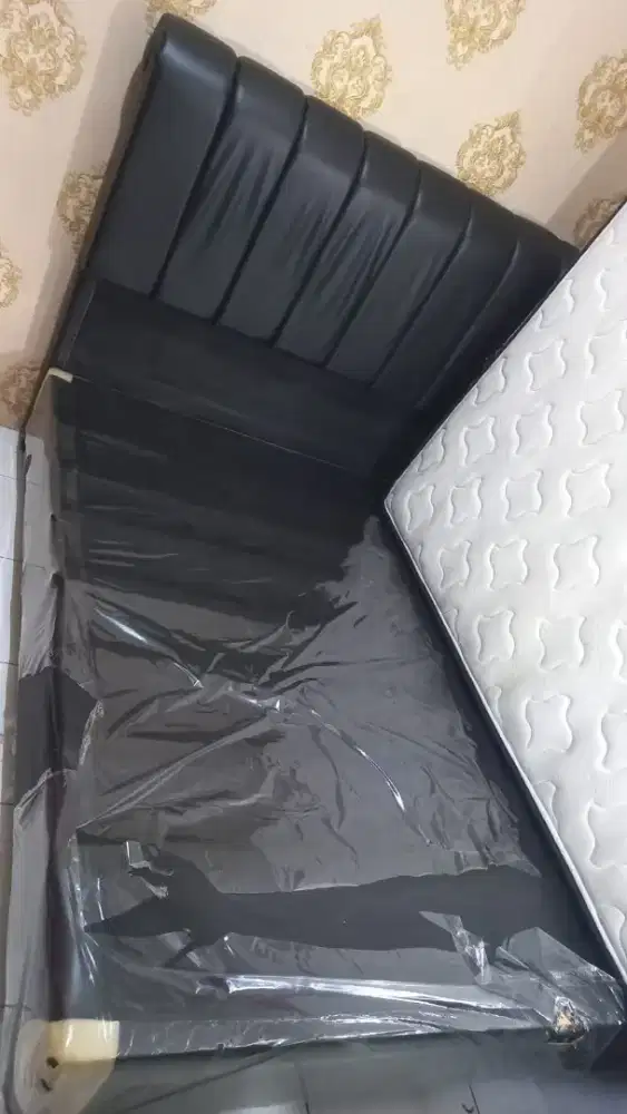 Dipan no.2 atau 160×200