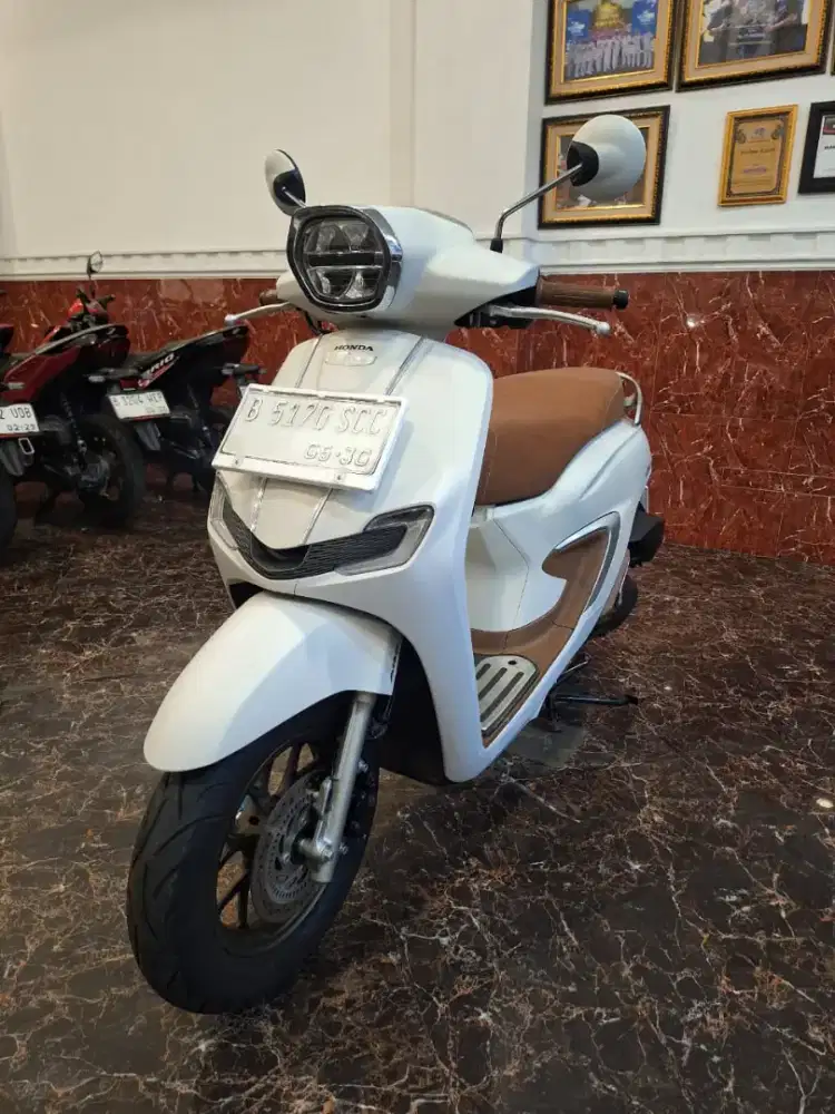 DIJUAL KREDIT DP 3.5JT STYLO 160 ABS 2025 / MULUS MESIN GARANSI BOS