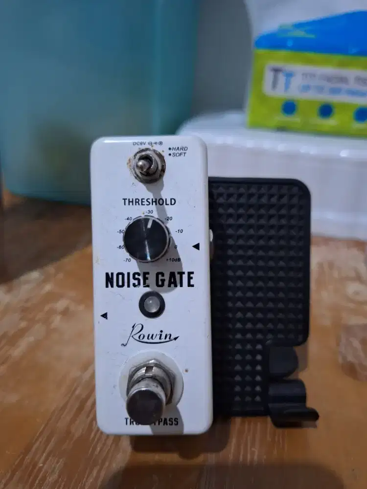 Rowin noise gate