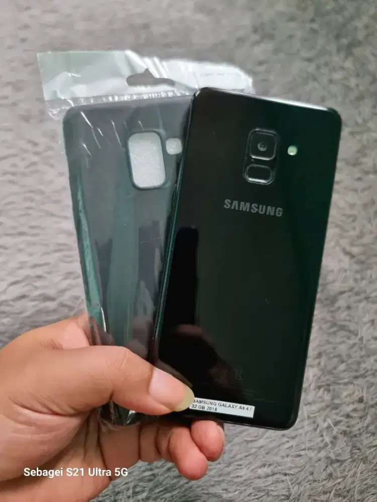 Samsung A8 2018 NFC 4/32GB Murah, Siap Pakai (Lokasi Cicaheum) Dibaca