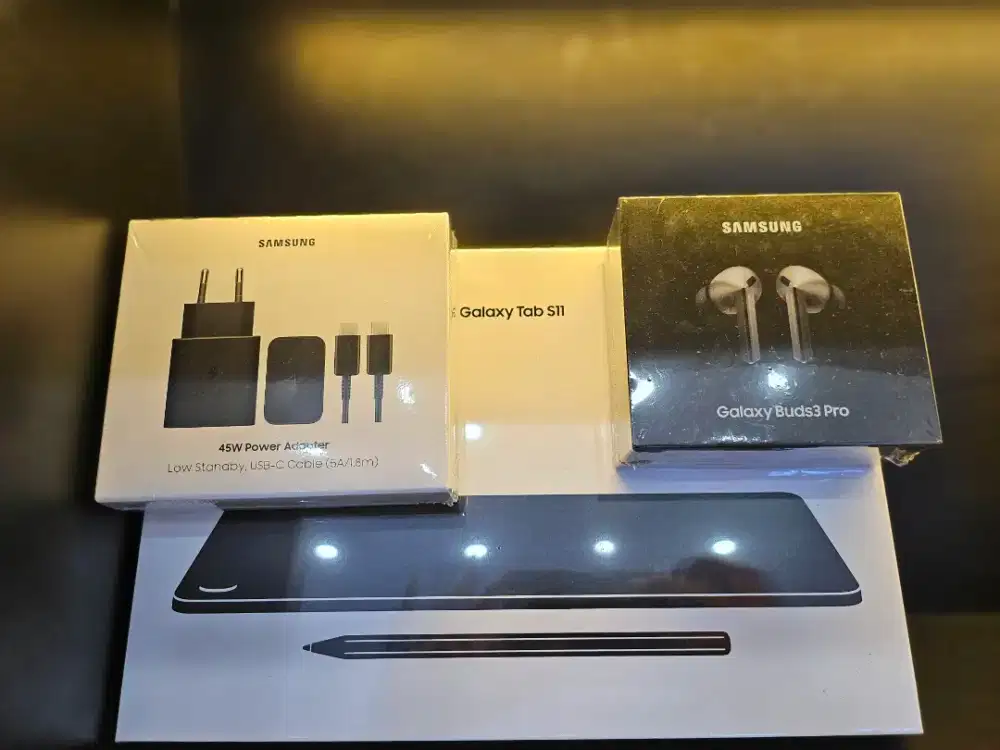 SAMSUNG TAB S11 WIFI FREE BUDS 3 N ADAPTER 45W WITH CABLE