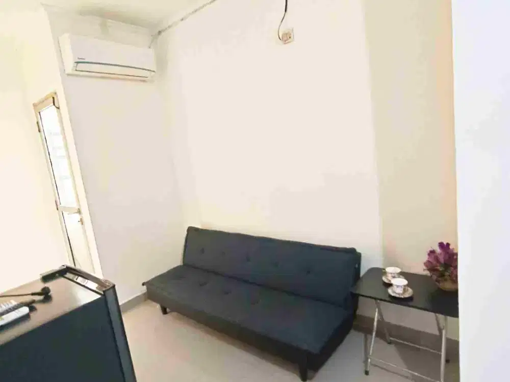 Apartemen Mediterania Gajah Mada Tipe 1 BR Furnished, Minimalis, Baru Dicat, Perabot Baru, Free IPL & Wifi