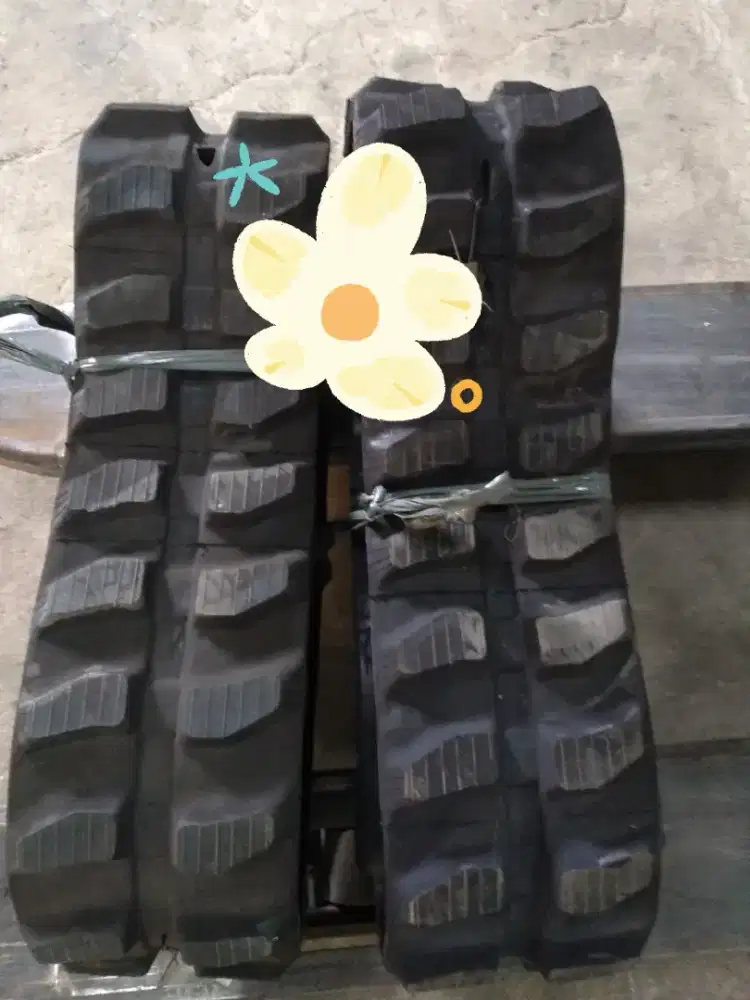 rubber truck unk alat pertanian