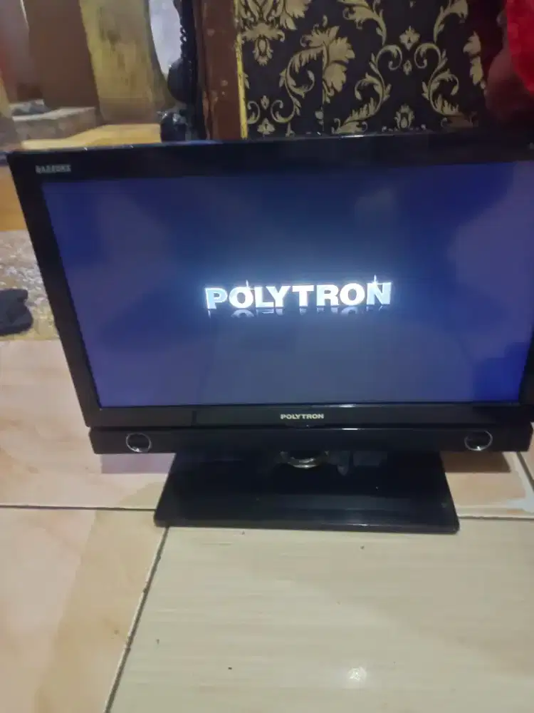 jual tv led Merc Polytron 24 inch masih ory