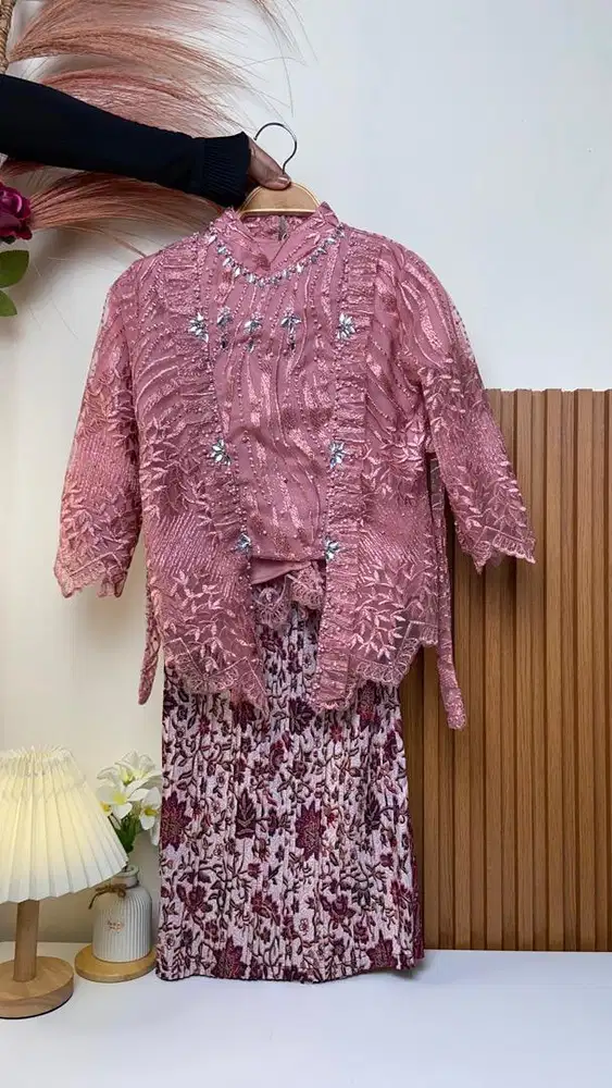SETELAN KEBAYA MODERN ANAK KEBAYA WISUDA ANAK KEBAYA KARTINIAN 6-8 THN