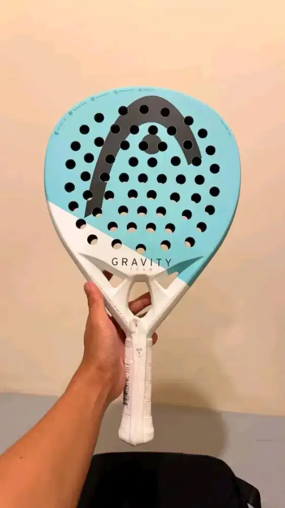 Raket padel head gravity