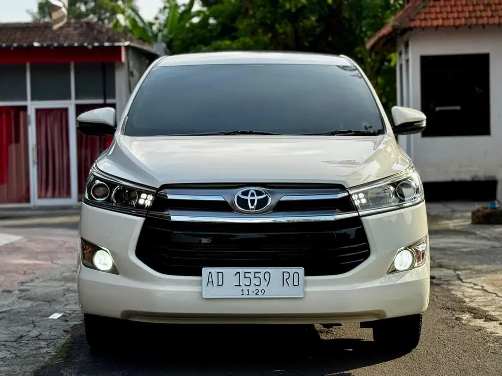 Innova Reborn 2.4 V Th 2019 Diesel Automatic KM 70rb OriginaL!