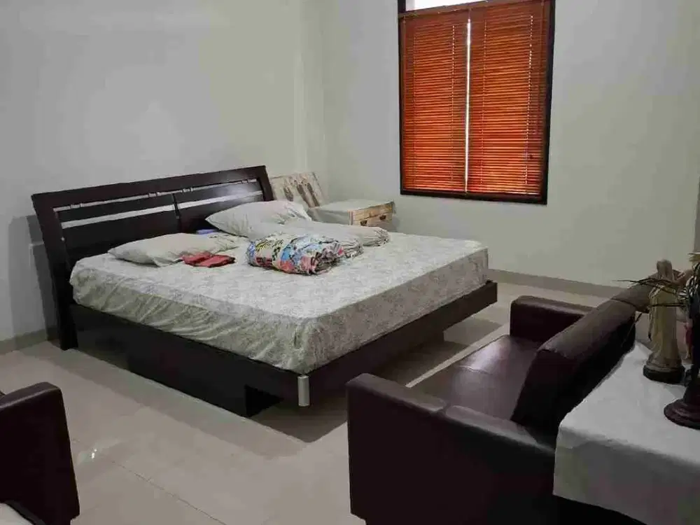 Rumah cantik minimalis di Istana Regency Sudirman