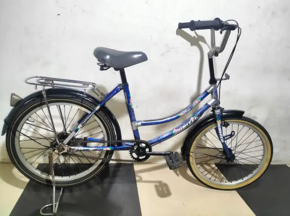 Sepeda mini ukuran 20 kondisi normal