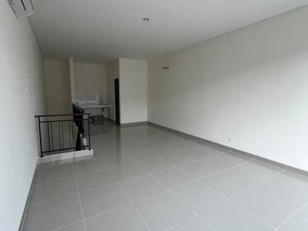 Disewakan Ruko Sorento Grande East