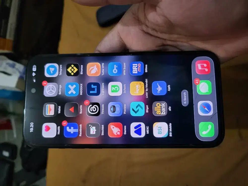 Iphone 15 Plus 256 ex Garansi Resmi ibox