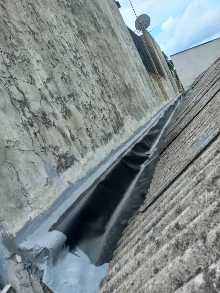 Tukang bangunan,perbaikan atap bocor,dag,talang,kanopi,renopasi dll