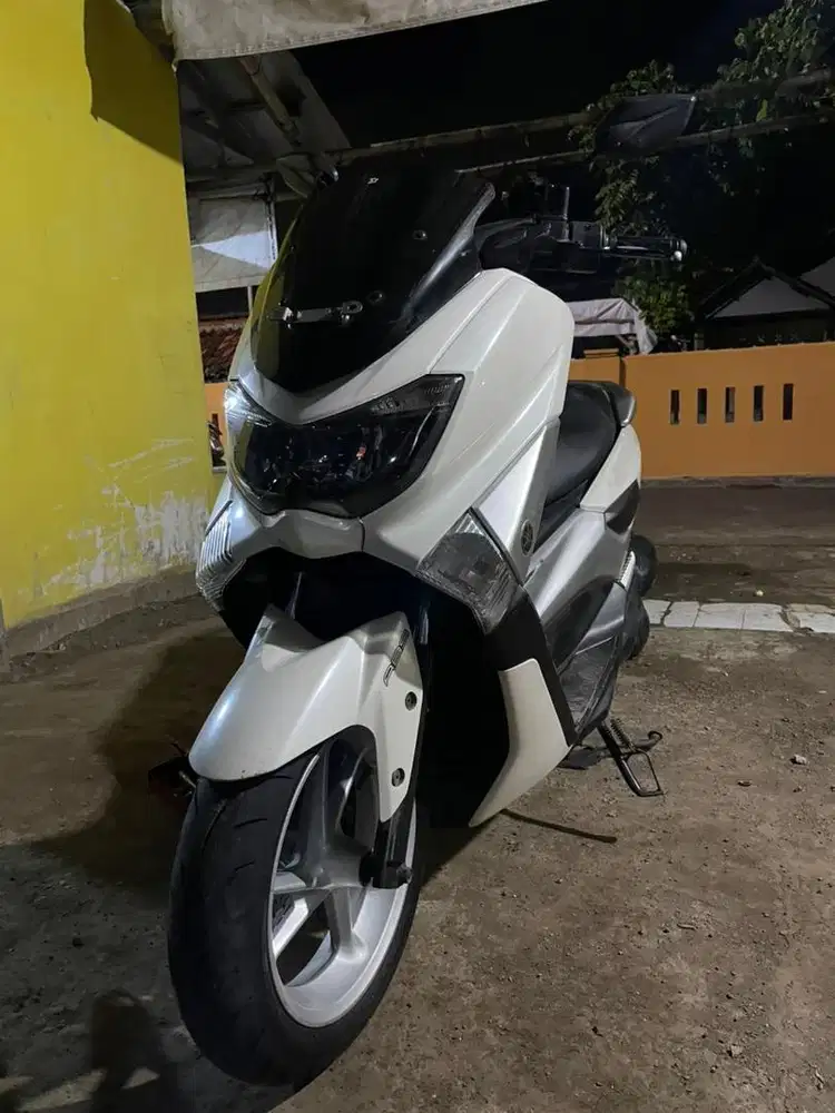Dijual Nmax abs 2017 kumplit pajak hidup