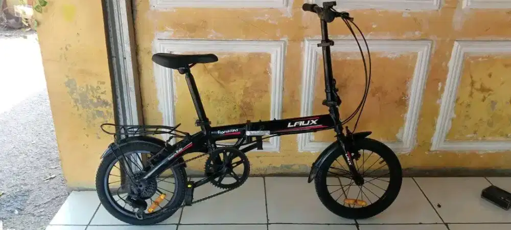 Sepeda lipat laux ukuran 16