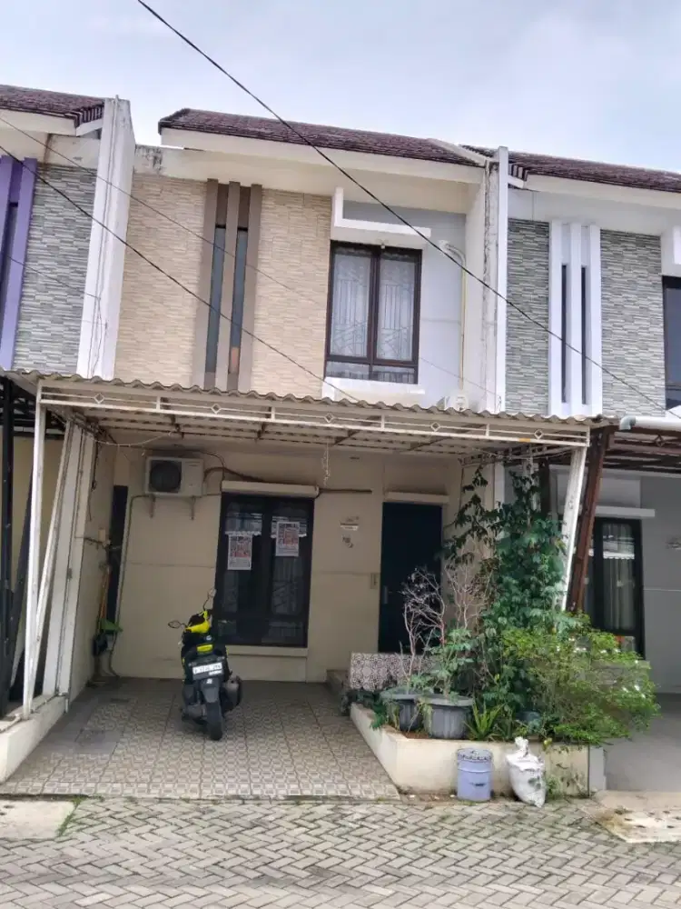 Disewakan rumah 2lt di Perumahan Aryana Karawaci Curug Tangerang