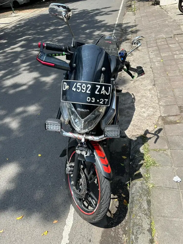 DIJUAL MOTOR CS1 2012