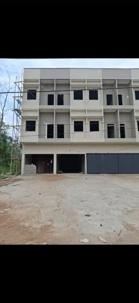 Ruko 2 pintu tepi jalan perdana pontianak