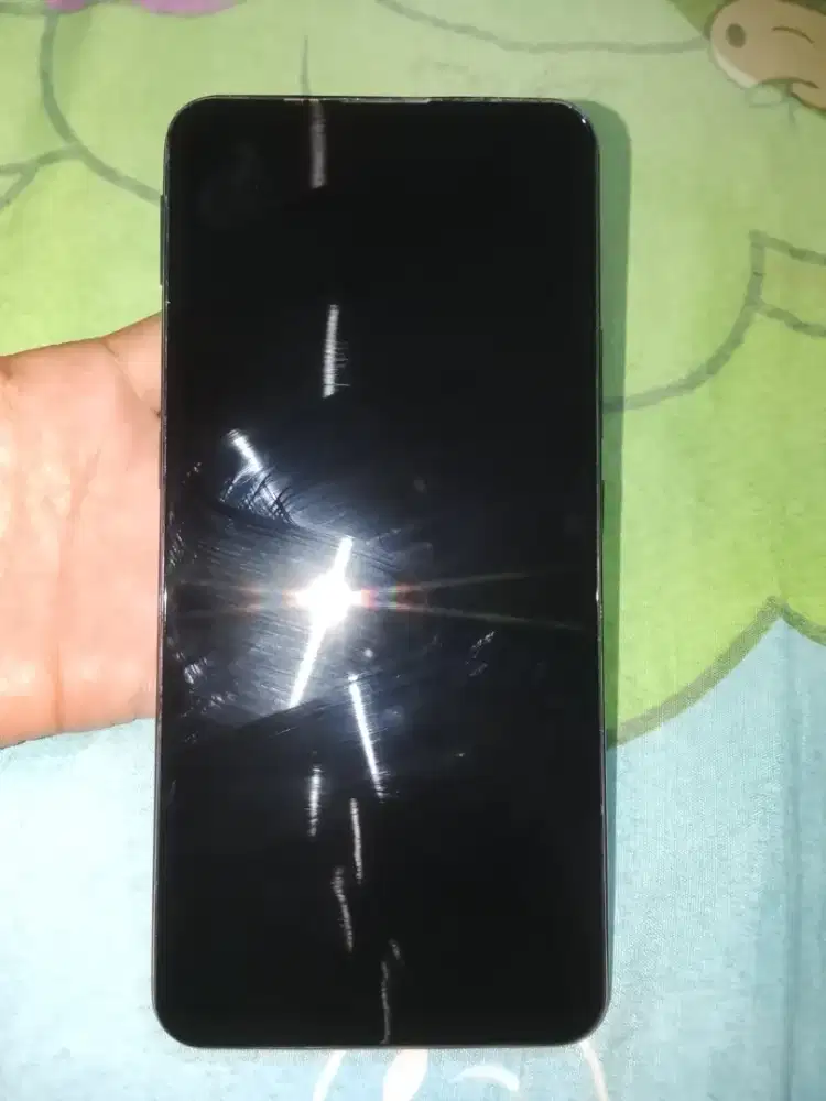 Vivo v15 8/256 hp aja