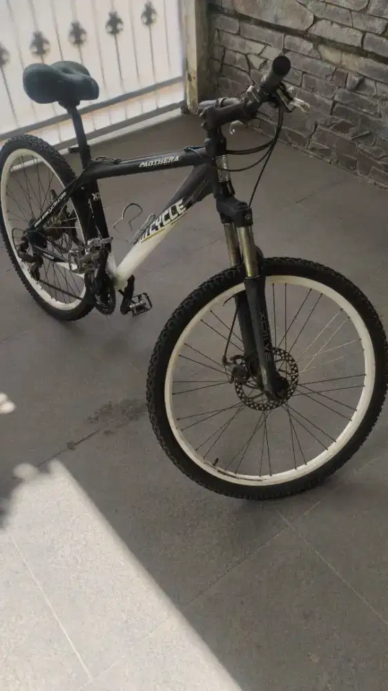 Sepeda Gunung Wimcycle Phantom DX Full Alloy 26