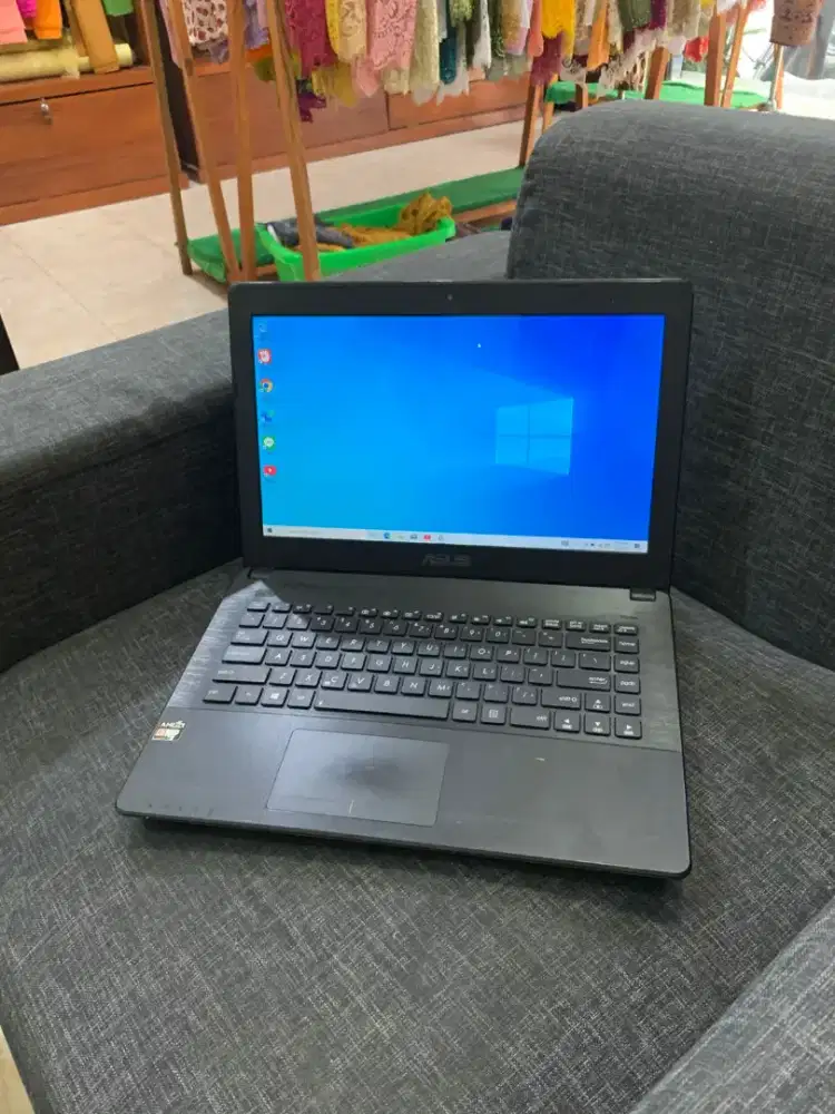Laptop asus normal siap pakai