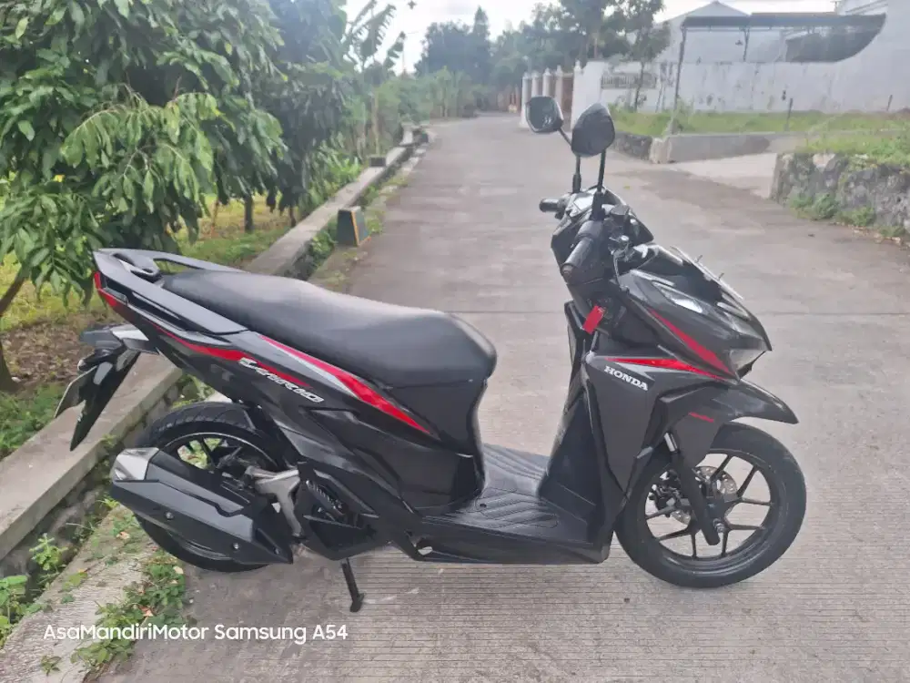 Vario 125 cbs 2018 pajak baru bisa cash/kredit syariah TERMURAH