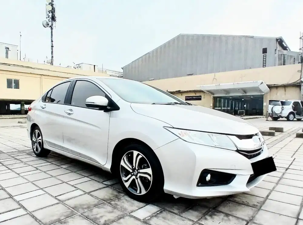 Honda City E / RS AT 2015 Istimewa