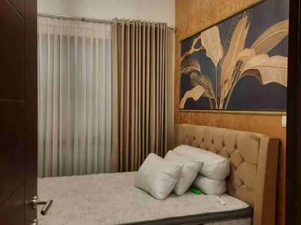 DISEWAKAN RUMAH FULL FURNISHED LUXURY