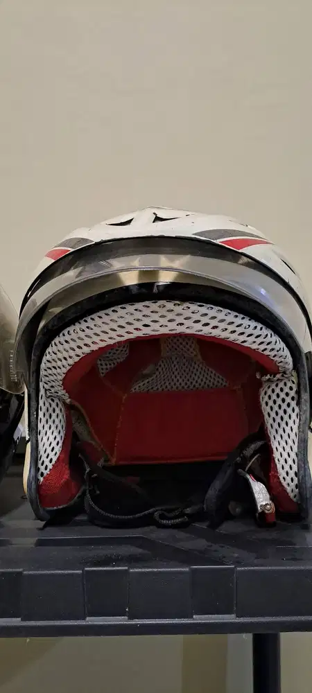 Helm Putih Bagus