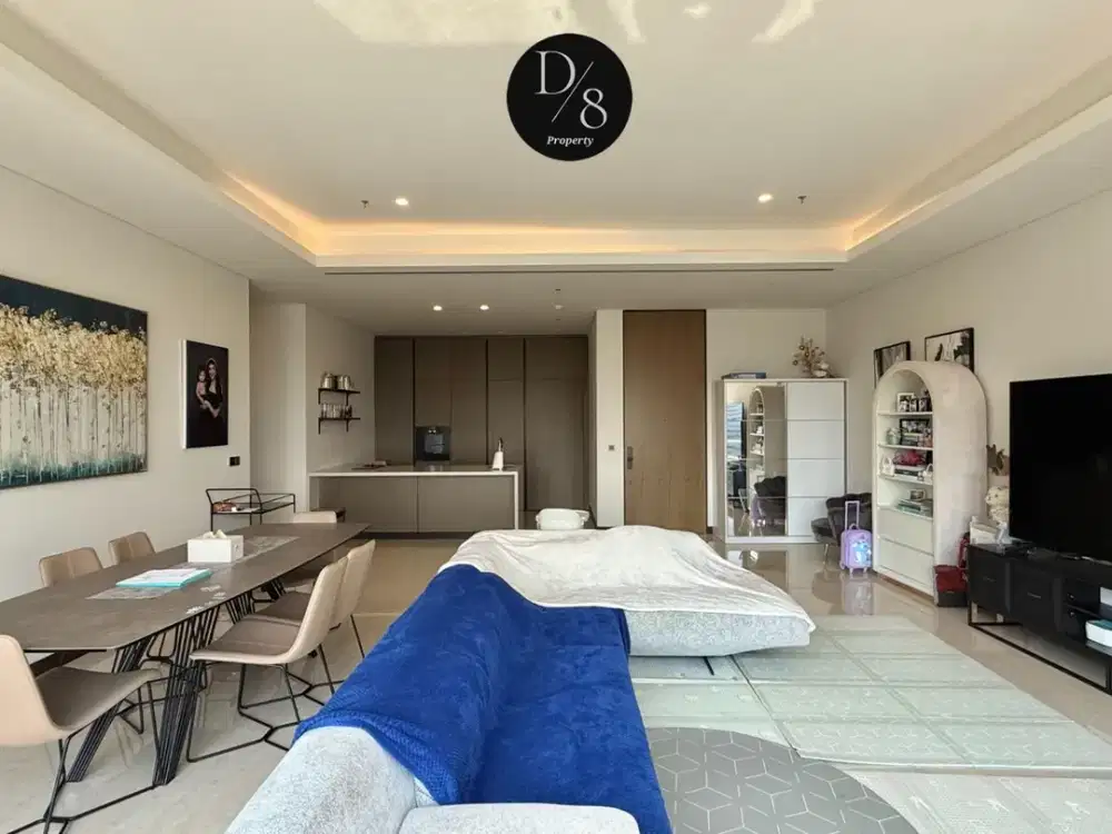 JUAL APARTEMEN PAKUBUWONO MENTENG, 260m2, 3BR, only 17M, UNFURNISHED, POOL View, Ready to Move in