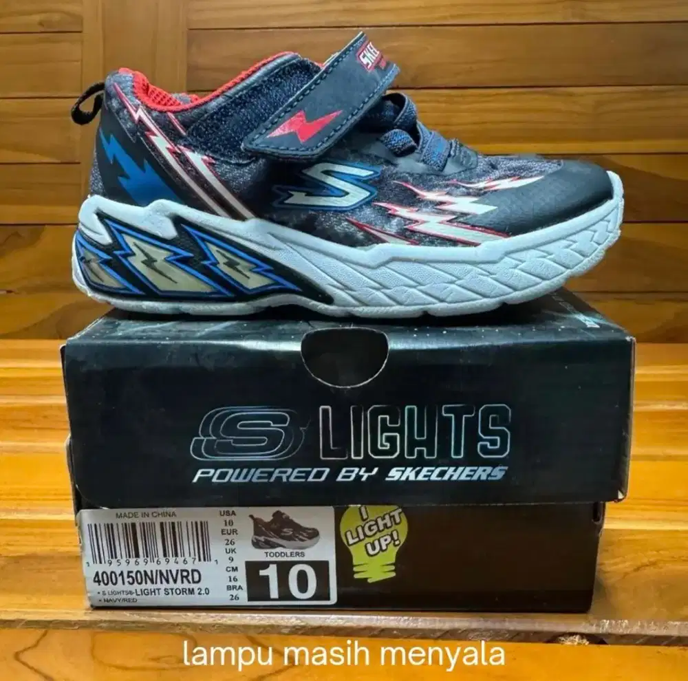 Sepatu sketcher original