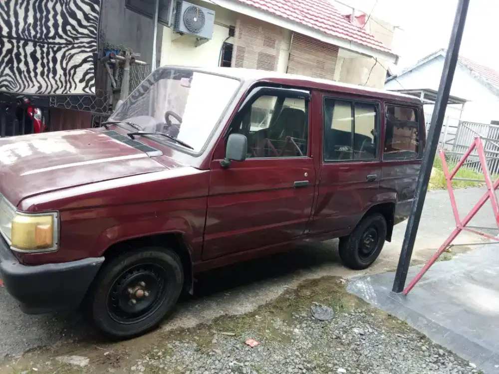 Dijual mobil toyota kijang tahun 1991