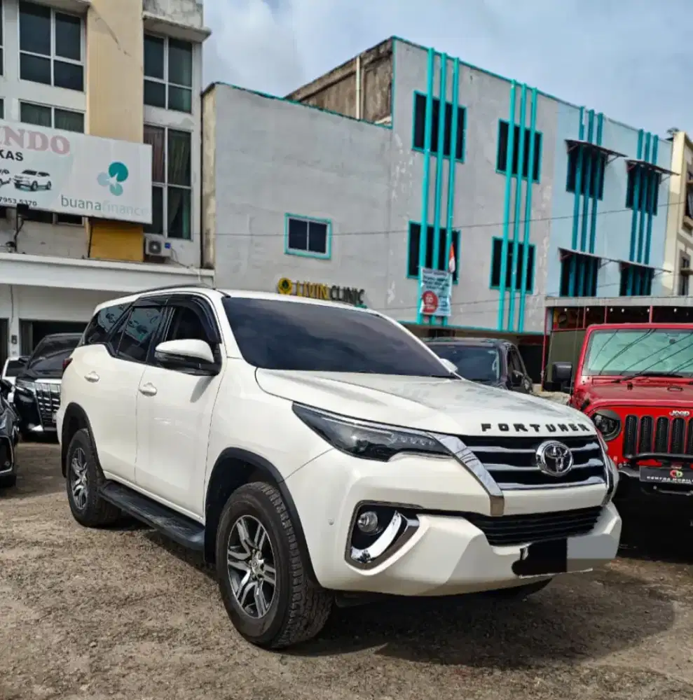 Fortuner G 2.4 diesel MT 2018 istimewa dp 48 jt