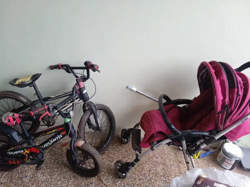 Borongan 2 Sepeda anak Dan stroller