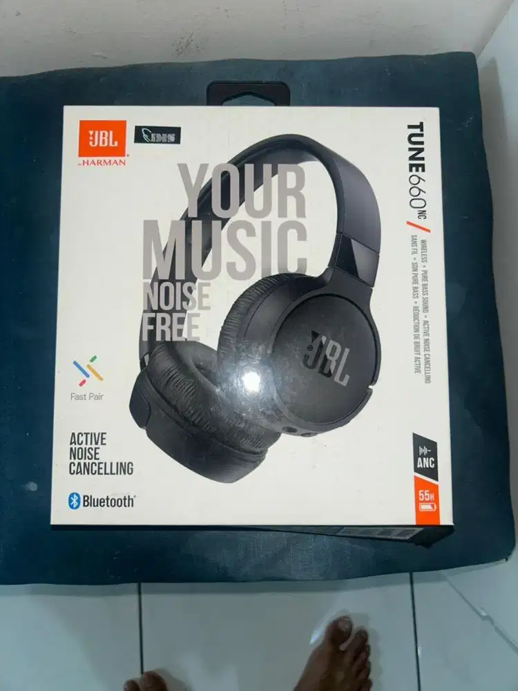 Headphone JBL Tune 660 NC