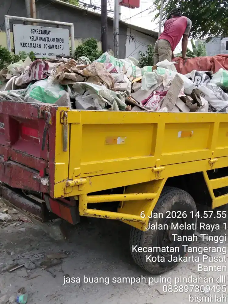 Jasa buang puing dan angkut sampah