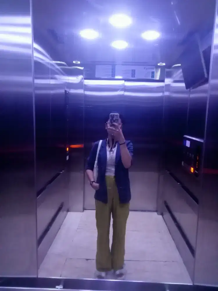 Sedang mencari pekerjaan segera