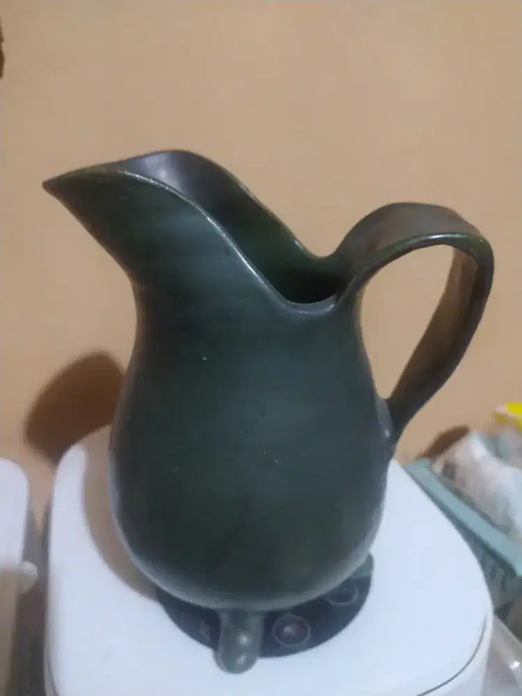 Green pottery/ keramik glaze hijau