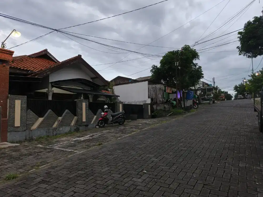 Murah dijual rumah di manyaran semarang barat siap huni akses lebar