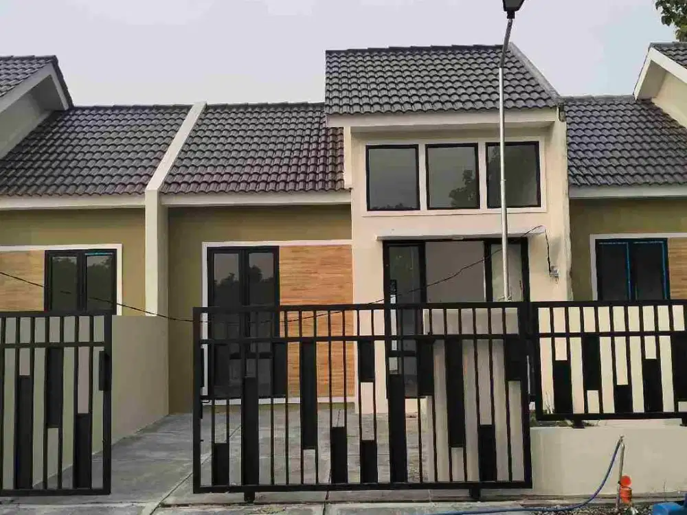 Dijual rumah baru di Nol jalan raya Menganti
