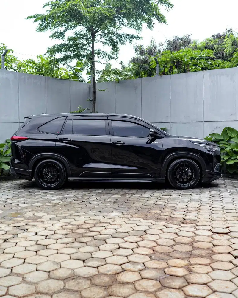 Zenix V Hybrid Modelista 2024 AT km 20rb