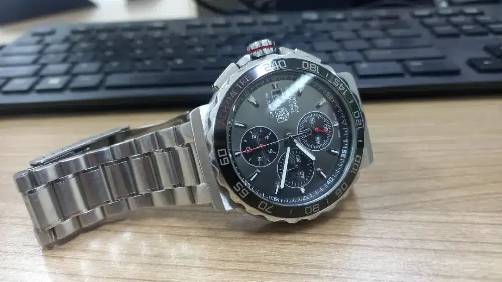 Tag hauer Formula 1 calibre 16