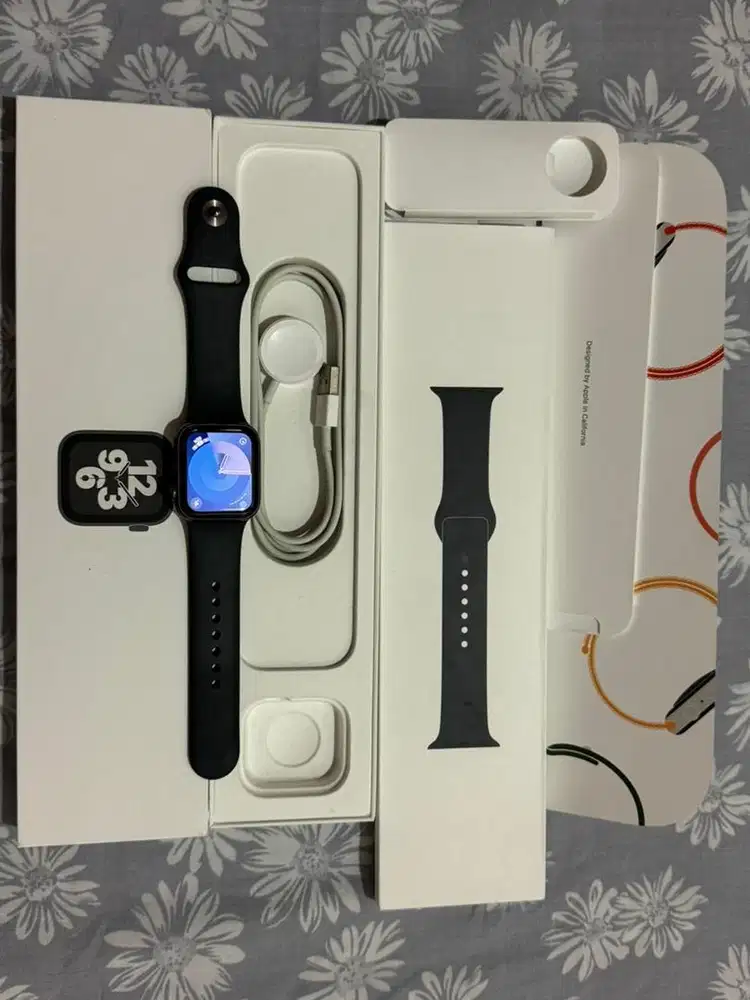 Apple watch SE Fullset Mulus