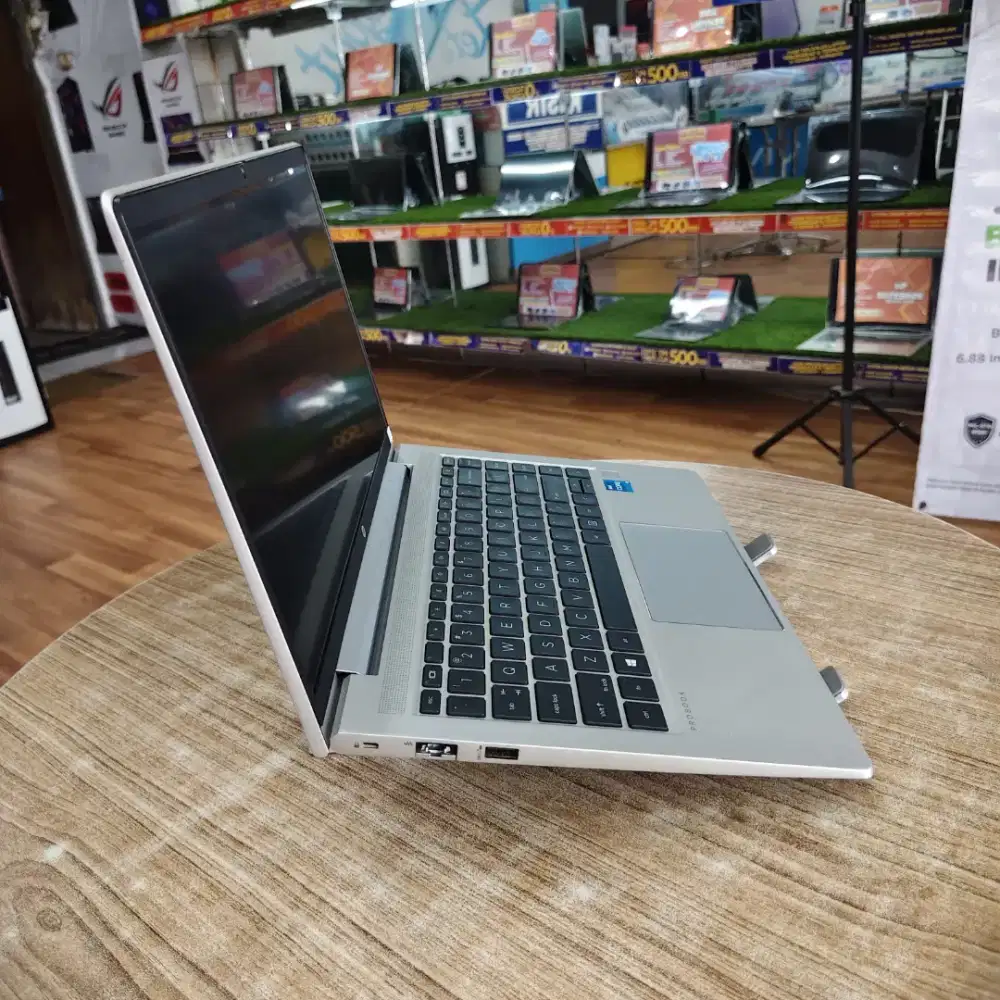 LAPTOP REKOMEN BUAT KAMU SPESFIKASI TINGGI // HP PROBOOK 440 G8
