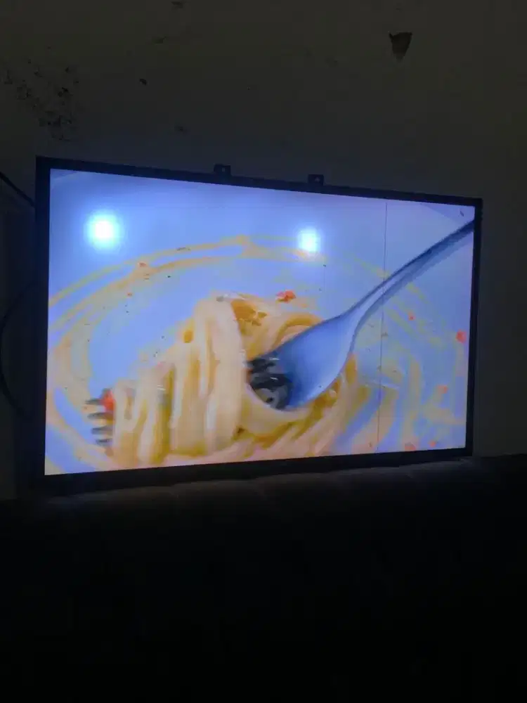 Tv led samsung no minus 40inch